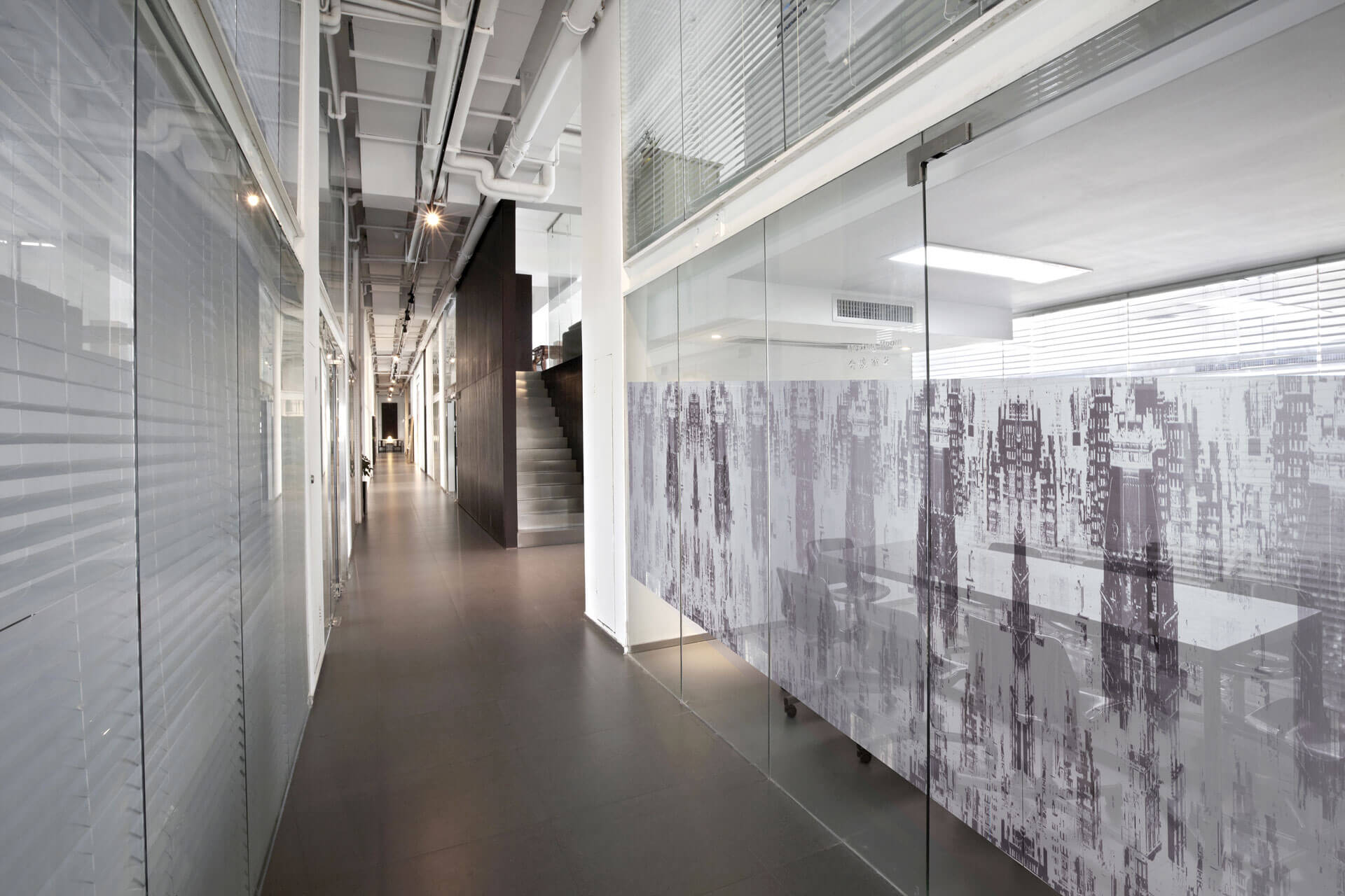 GF High Rise Dekorfolie / Sichtschutzfolie 1 GF High Rise Dekorfolie / Sichtschutzfolie