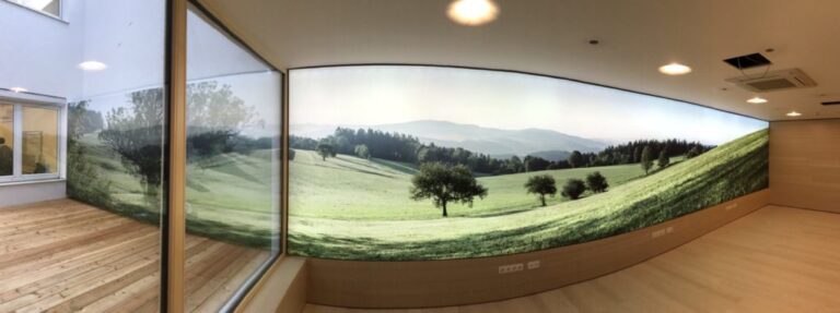 Grossformat Bild hinterleuchtet 15m x 25m 5