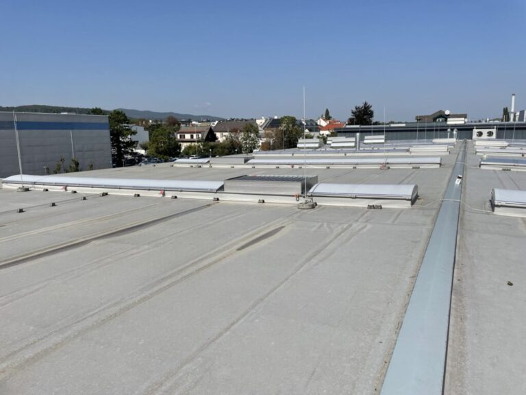 Sonnenschutz-Lichtkuppeln-Dach 2