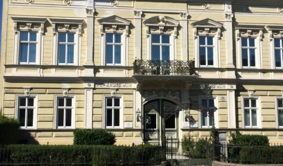 Sonnenschutzfolie Baden bei Wien 2