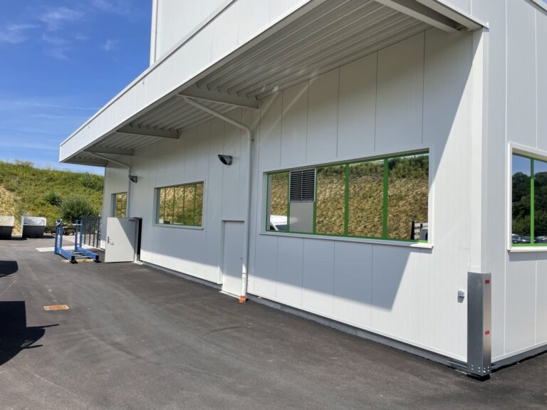 Sonnenschutzfolie Firma Niederneukirchen