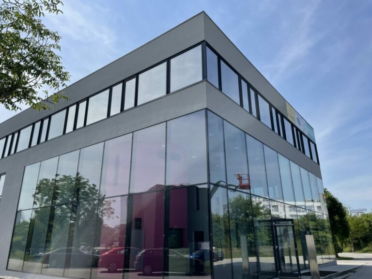 Sonnenschutzfolie Firma Steyr 4