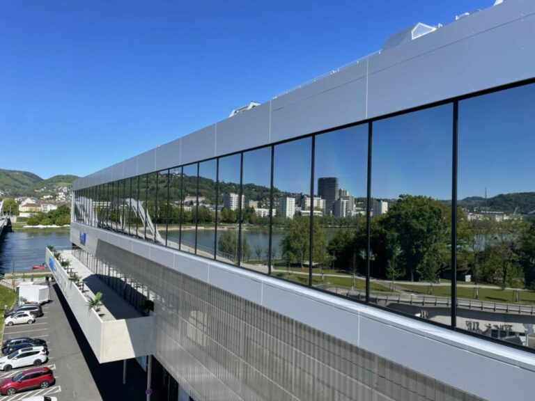 Sonnenschutzfolie Hofmann Personal Stadion 4