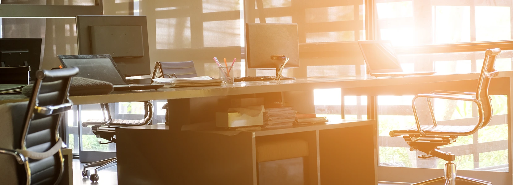 Glasfolierung 5 slide-sonnenschutzfolien-buero-innen-3