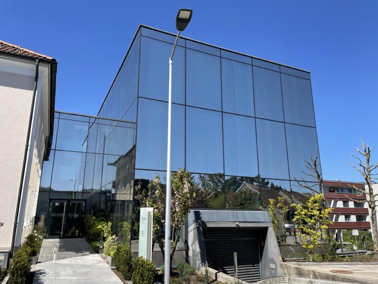 Sonnenschutzfolie Fusseis Ried im Innkreis LLumar Büro