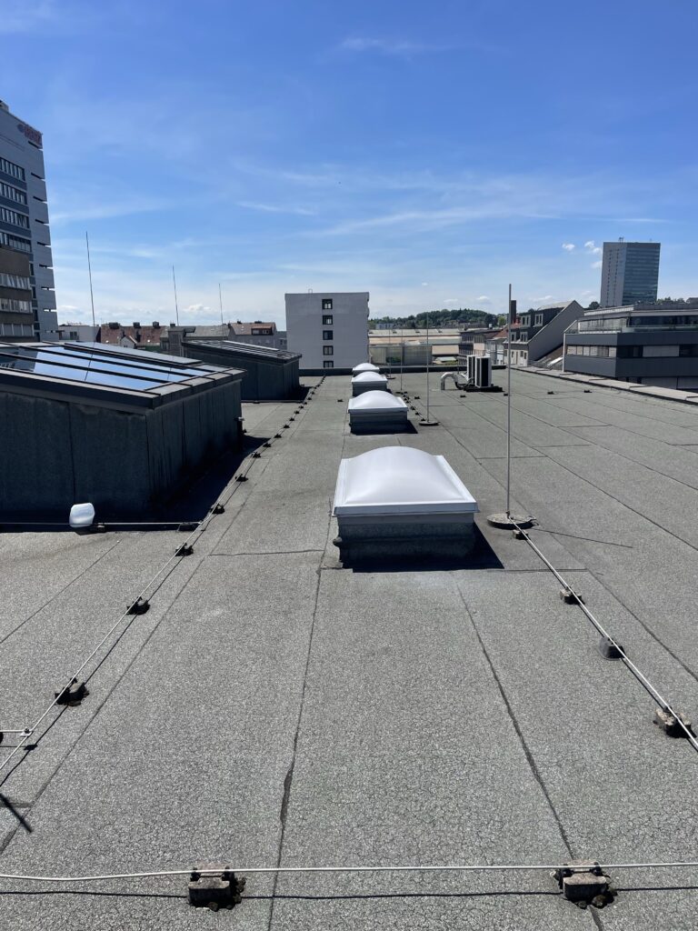 Sonnenschutzlack Dachkuppel