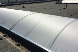 Dachkuppelbespannung / Blendschutz
